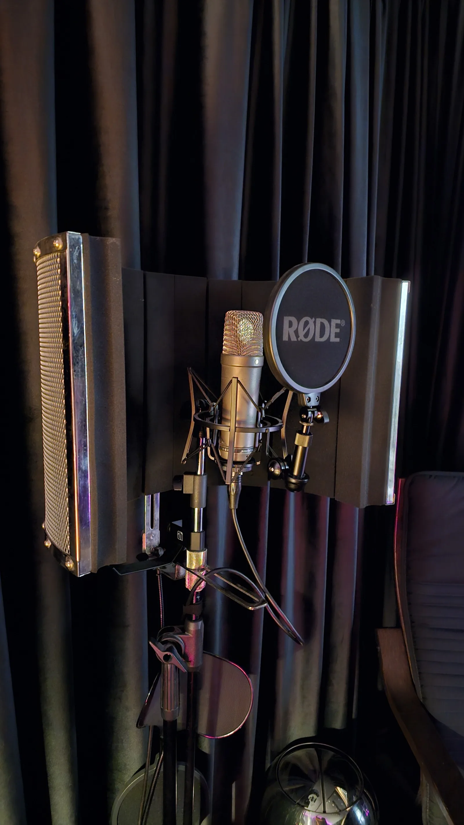 Mikrofon in der Vocal Booth, direkt neben dem Proberaum